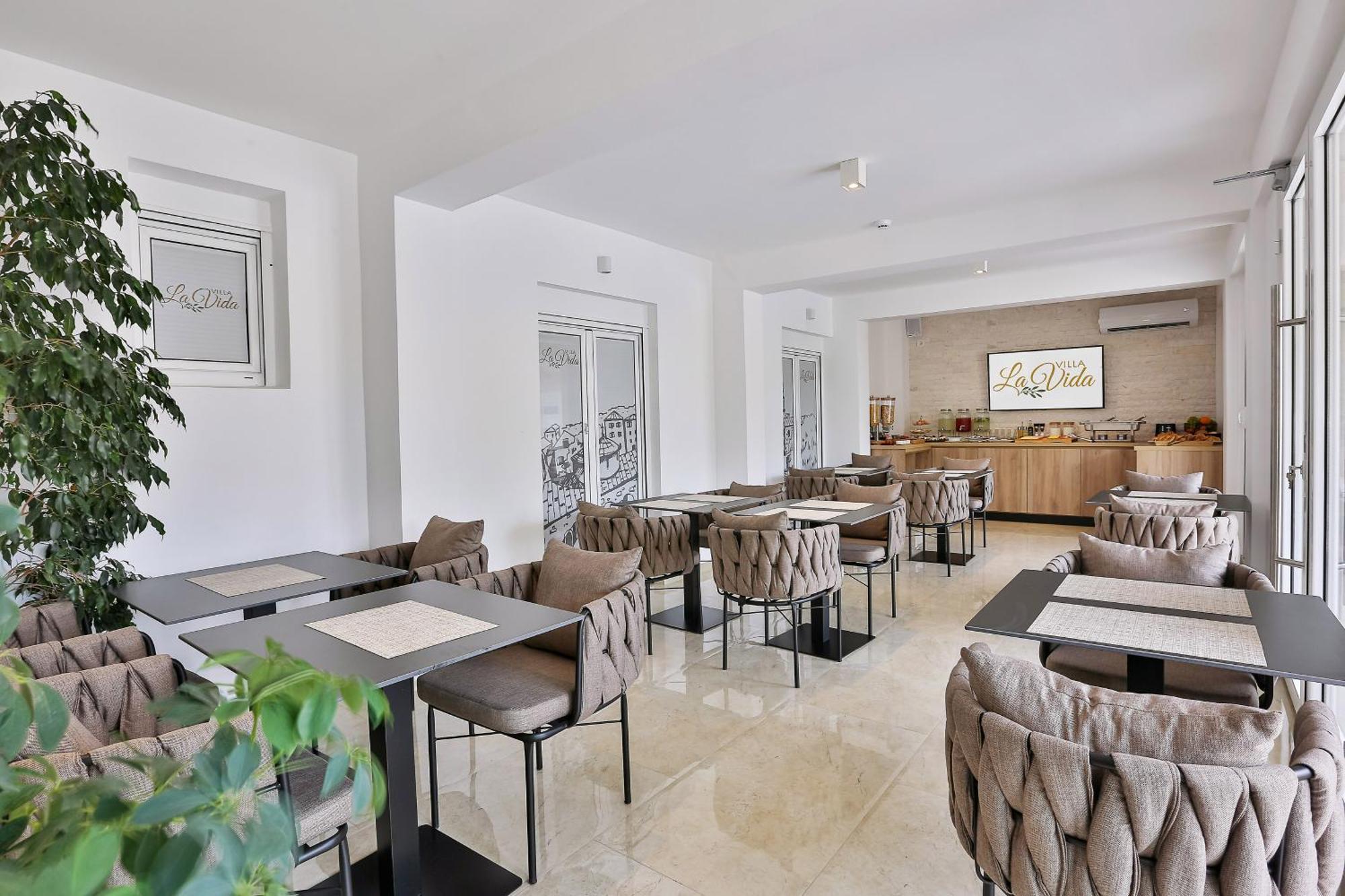 Villa La Vida Budva Luaran gambar