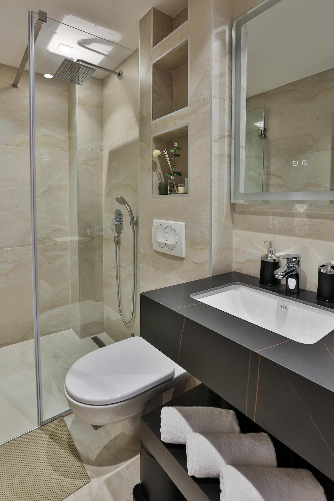 Villa La Vida Budva Luaran gambar