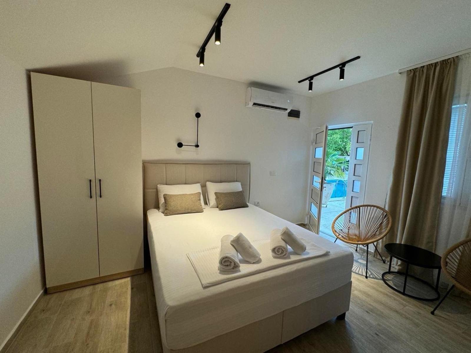 Villa La Vida Budva Luaran gambar